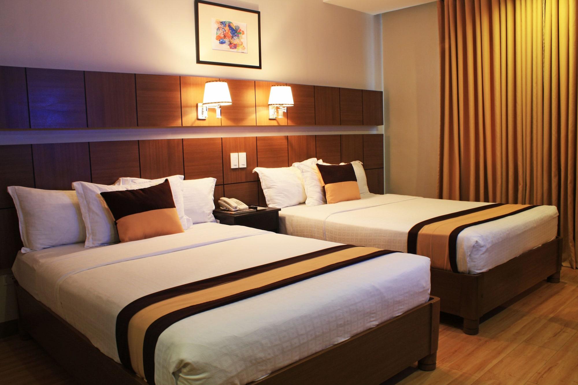 The Pinnacle Hotel And Suites Davao City Esterno foto
