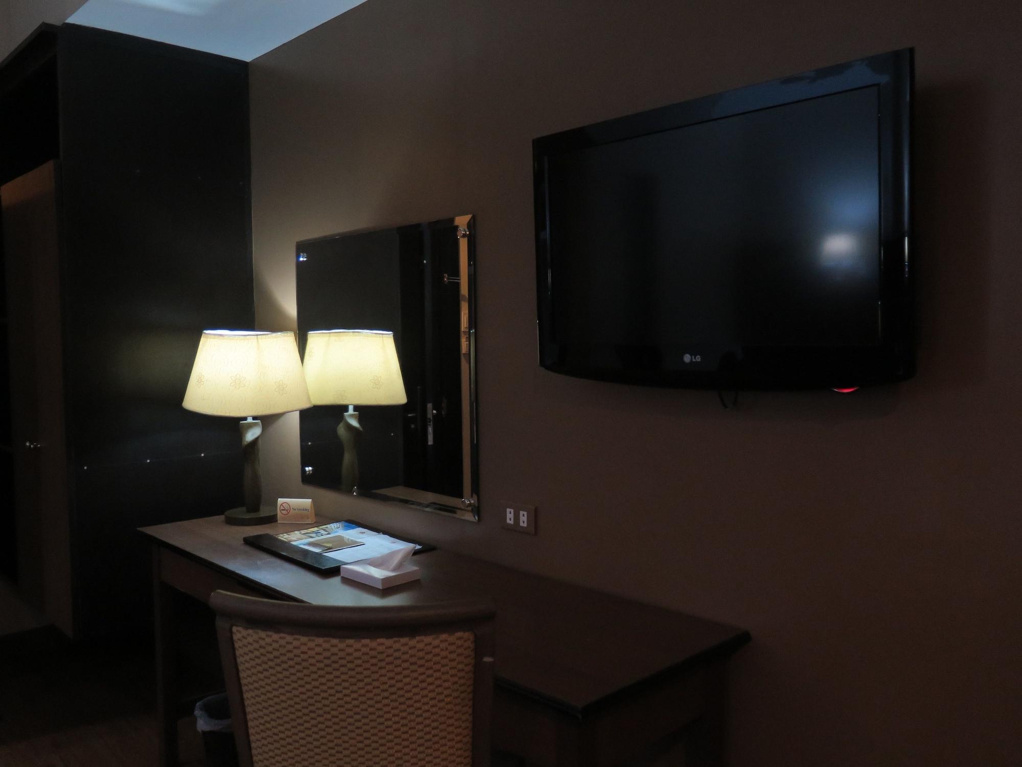 The Pinnacle Hotel And Suites Davao City Esterno foto
