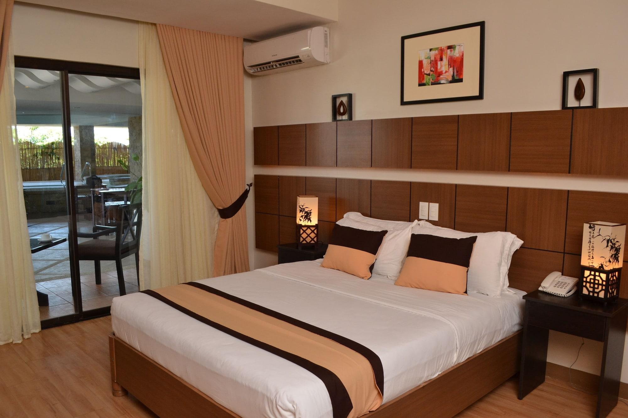The Pinnacle Hotel And Suites Davao City Esterno foto
